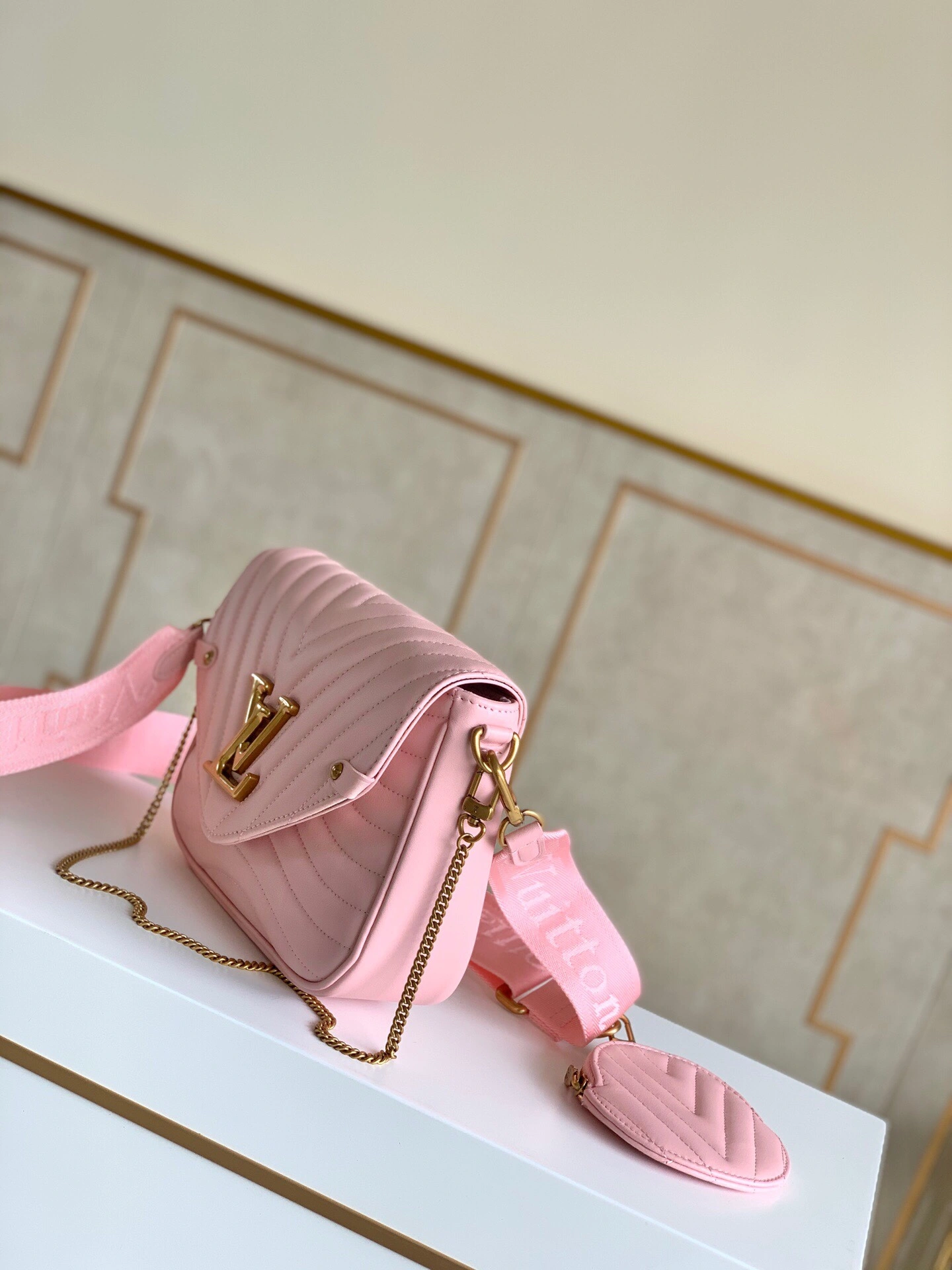 FashionForward L*ouis V*uitton Bag Top Quality 21*13*6.5cm 8716