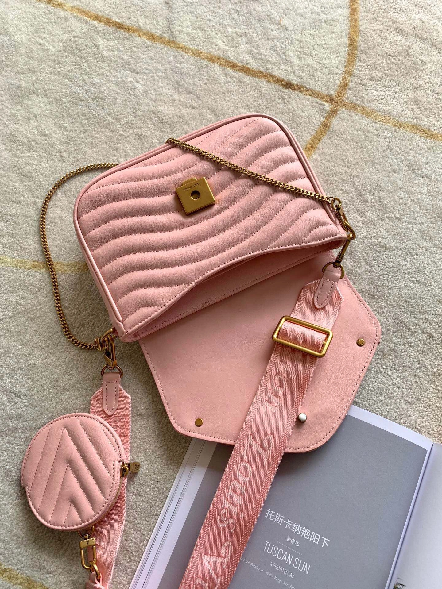 FashionForward L*ouis V*uitton Bag Top Quality 21*13*6.5cm 8716