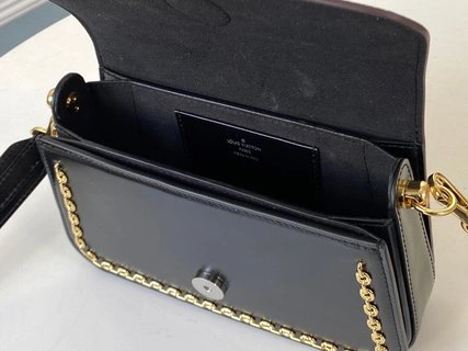 Resilient L*ouis V*uitton Bag Top Quality 21*14*4cm 8762