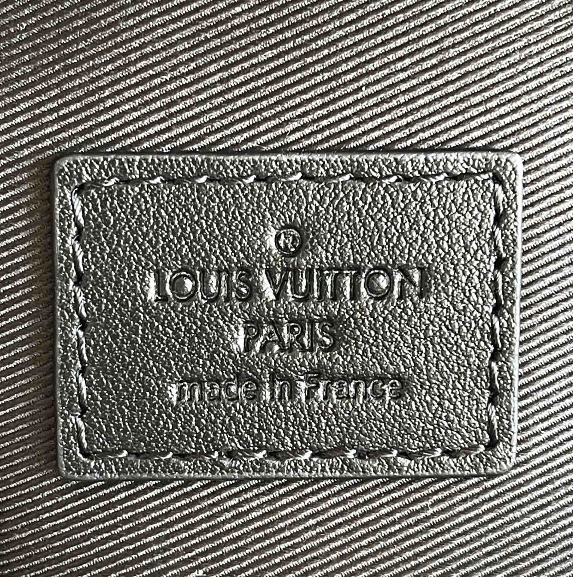 L*ouis V*uitton Bag Top Quality 22 x 18 x 8 CM EasyMatch 8424