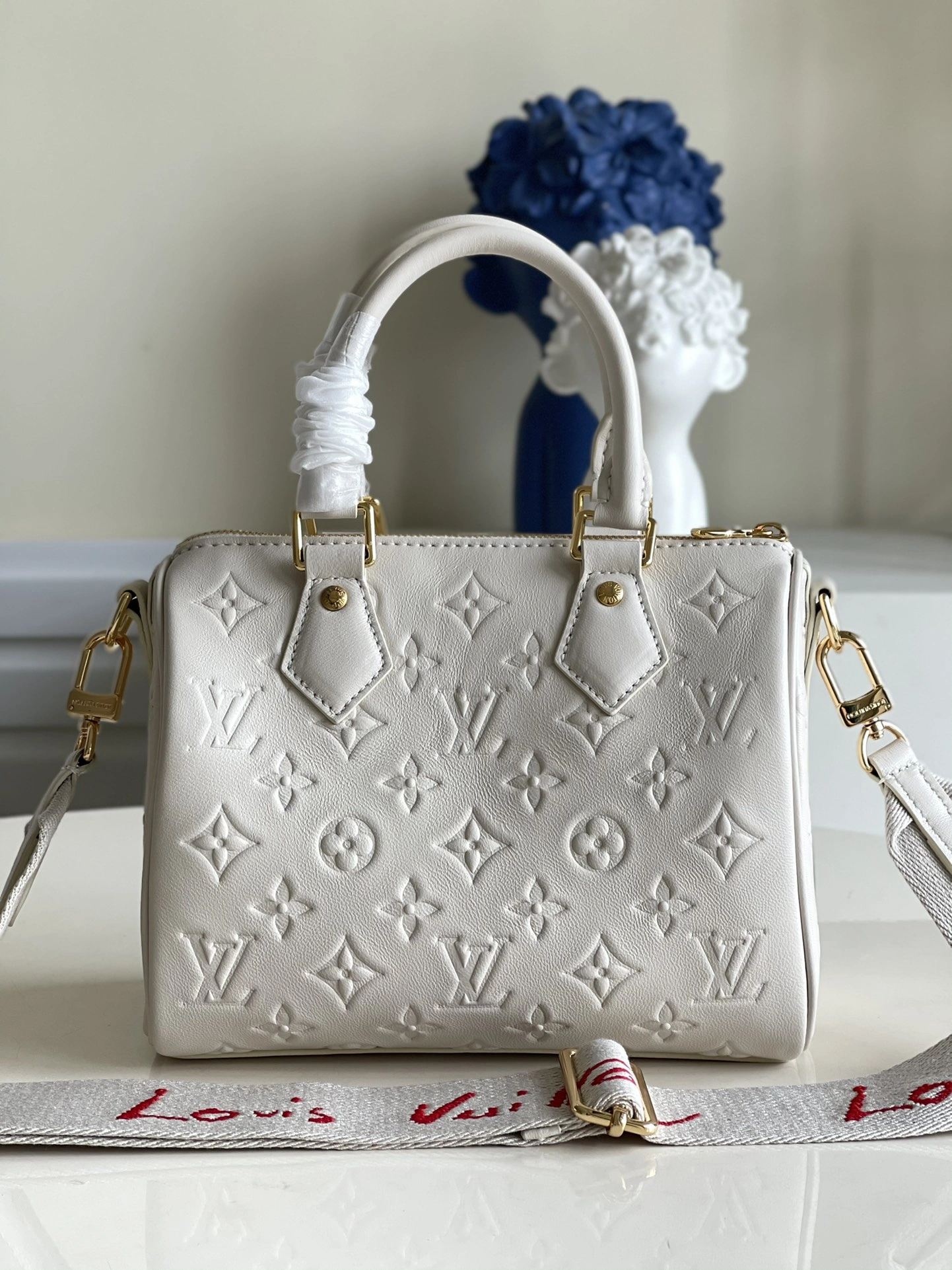 Affordable L*ouis V*uitton Bag Top Quality 22 x 19 x 13 CM 8425