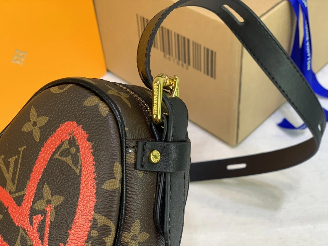 L*ouis V*uitton Bag Top Quality 22*20*6CM SportInspired 8418