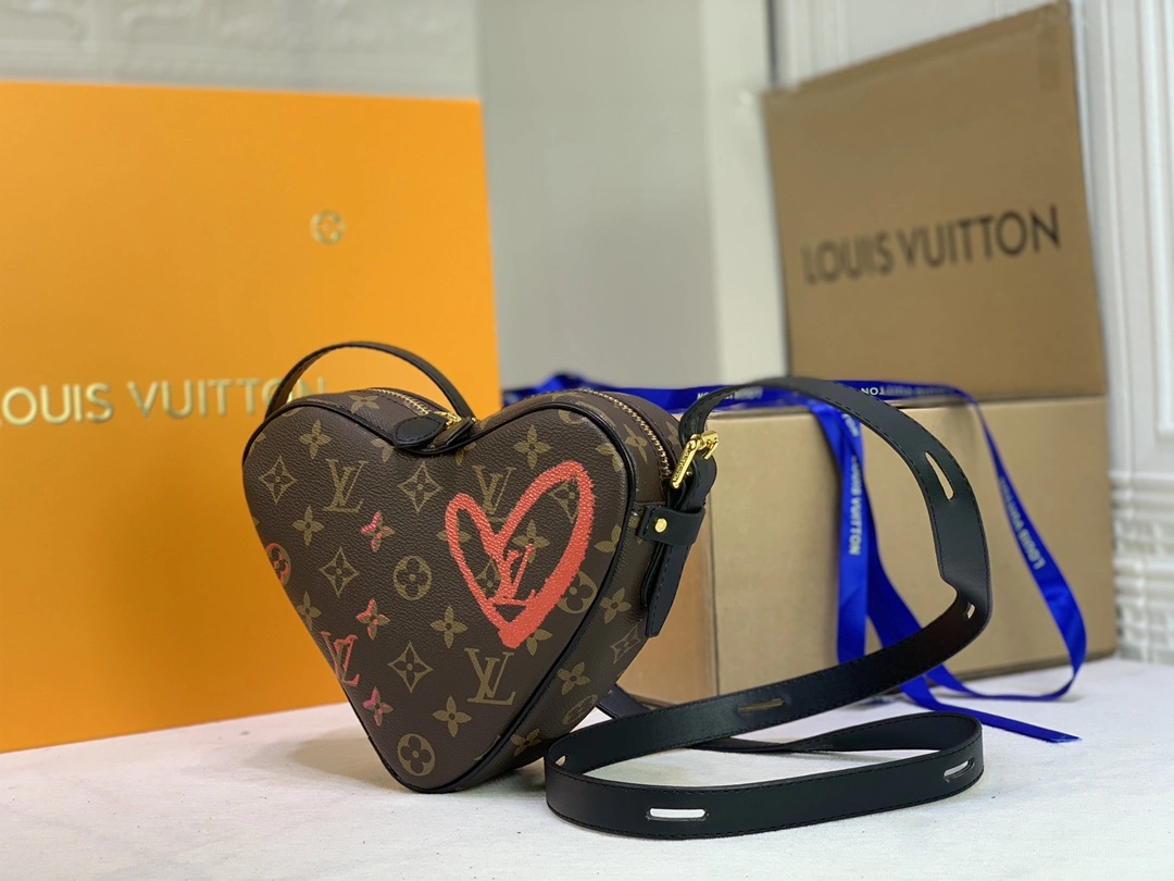 L*ouis V*uitton Bag Top Quality 22*20*6CM SportInspired 8418