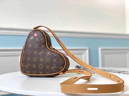 Comfortable L*ouis V*uitton Bag Top Quality 22*20*6cm 8749