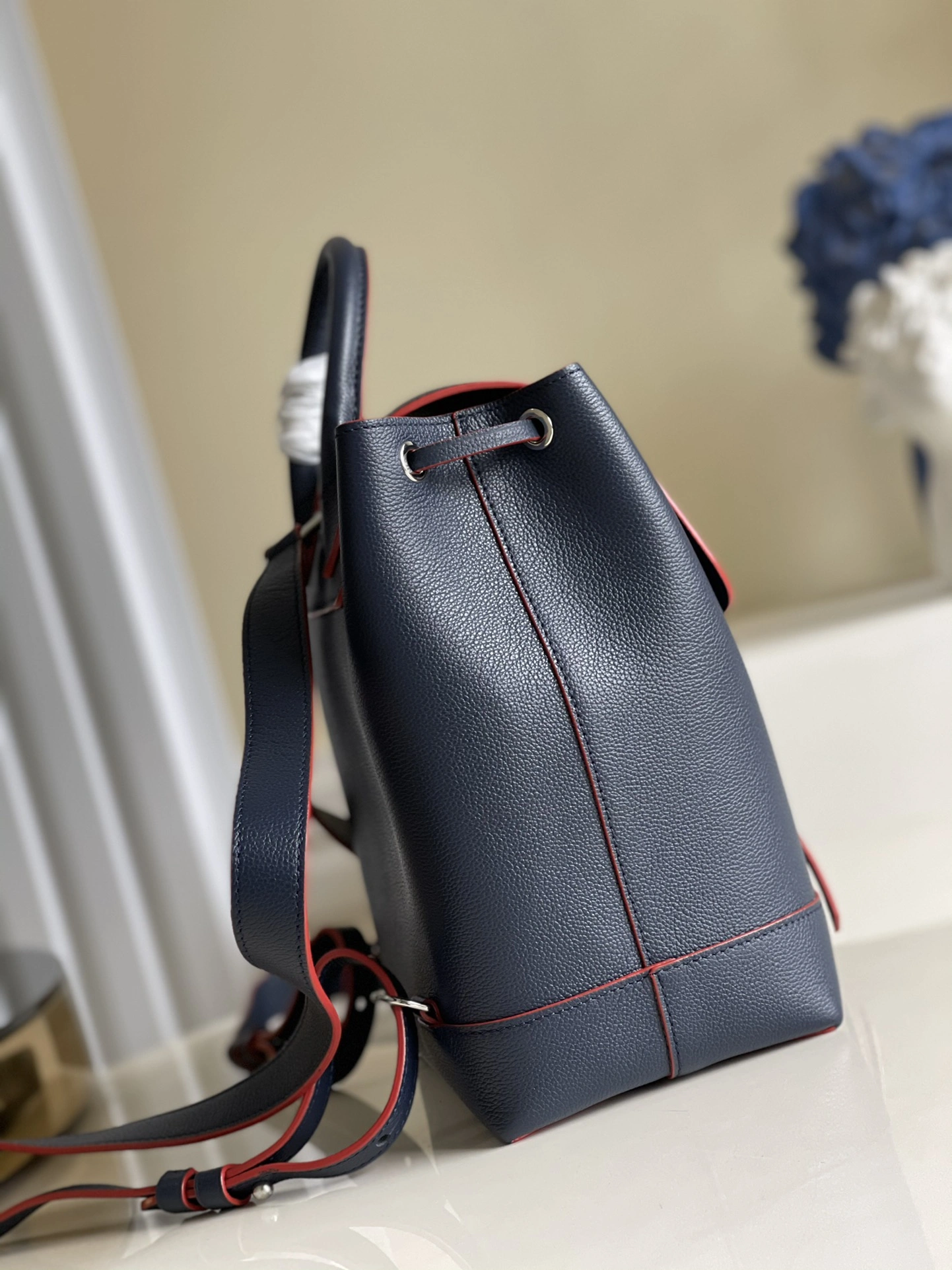 WaterResistant L*ouis V*uitton Bag Top Quality 22*28*13cm 8674