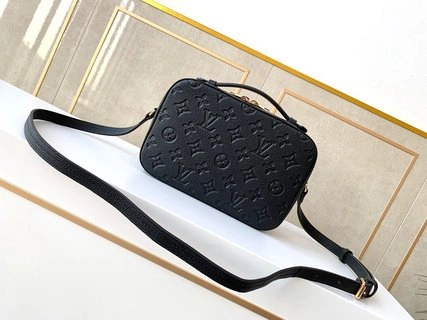 L*ouis V*uitton Bag Top Quality 22x16x8cm Resilient 8774