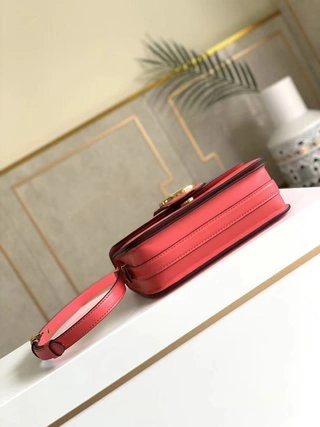 L*ouis V*uitton Bag Top Quality 23*15*8cm Flexible 8760