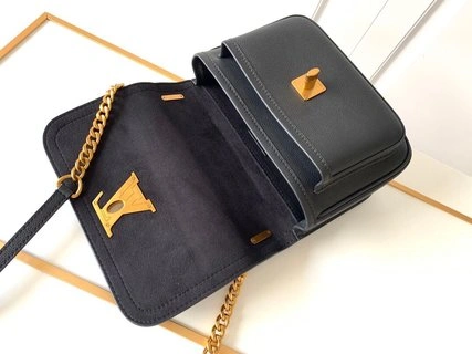 L*ouis V*uitton Bag Top Quality 23*17*11cm Versatile 8778