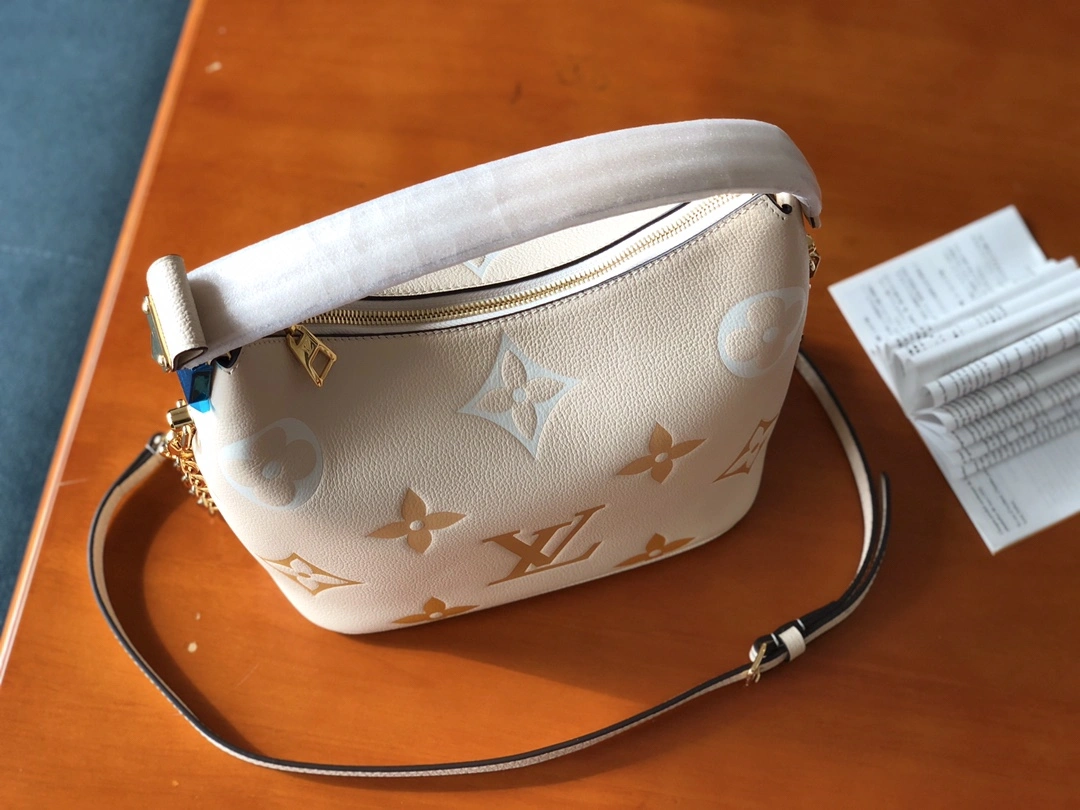 NewStyle L*ouis V*uitton Bag Top Quality 24 x 22 x 13cm 8531