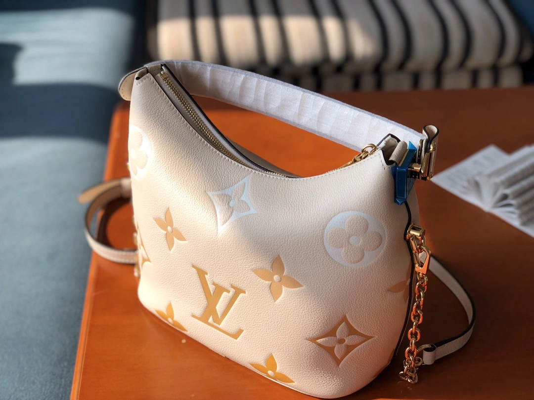 NewStyle L*ouis V*uitton Bag Top Quality 24 x 22 x 13cm 8531