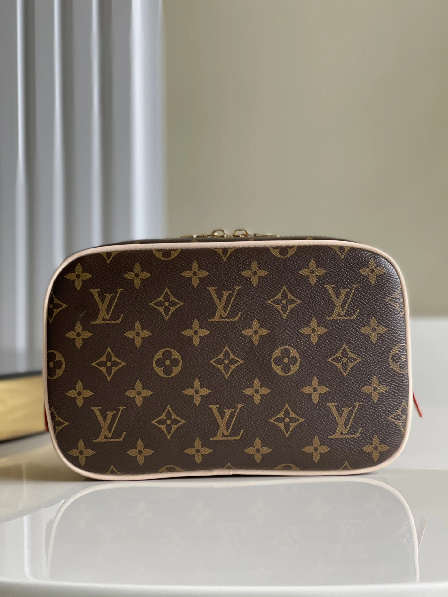 L*ouis V*uitton Bag Top Quality 24.5*7*15.5cm Resilient 8612