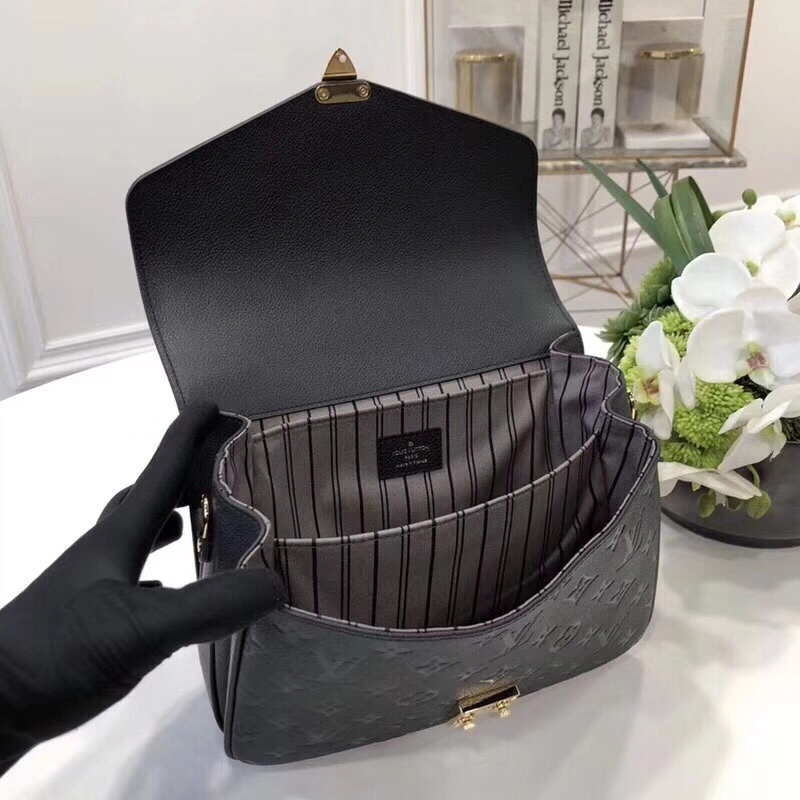 L*ouis V*uitton Bag Top Quality 25*19*9cm StreetReady 8688