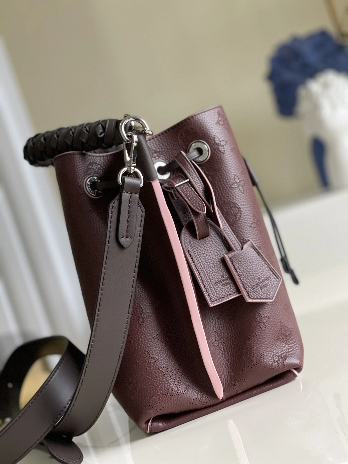 Fashionable L*ouis V*uitton Bag Top Quality 25*25*20cm 8624