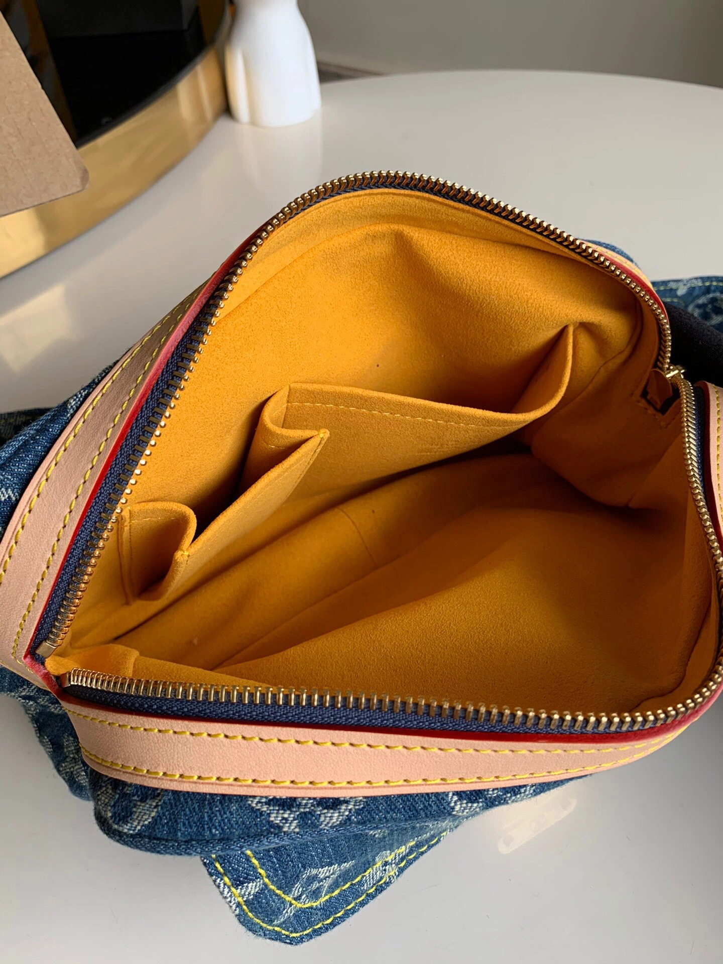 L*ouis V*uitton Bag Top Quality 25*6.5*15cm EasyCare 8651