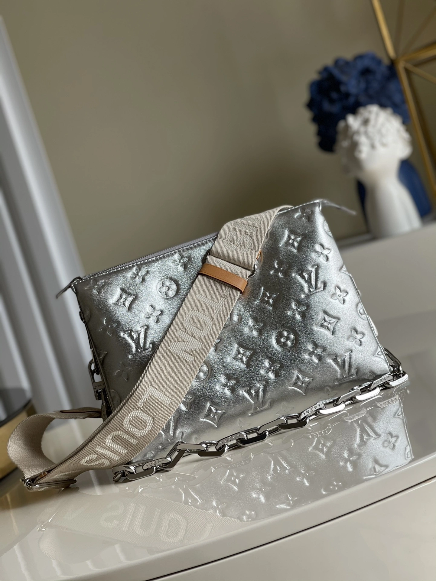 ModernLook L*ouis V*uitton Bag Top Quality 26 x 20 x 12cm 8664
