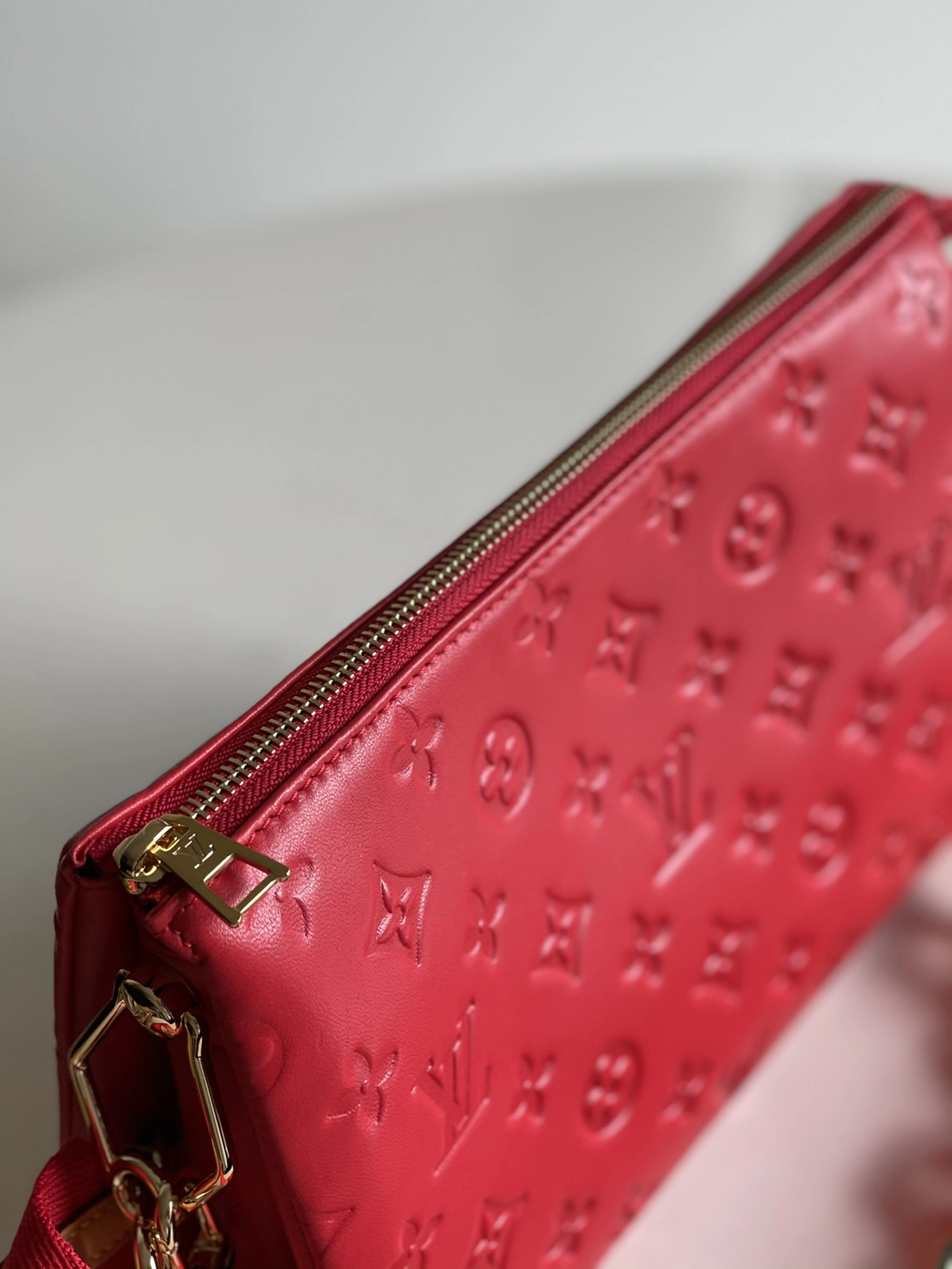 ModernLook L*ouis V*uitton Bag Top Quality 26 x 20 x 12cm 8664