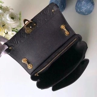 ZipUp L*ouis V*uitton Bag Top Quality 26*20*8cm 8787