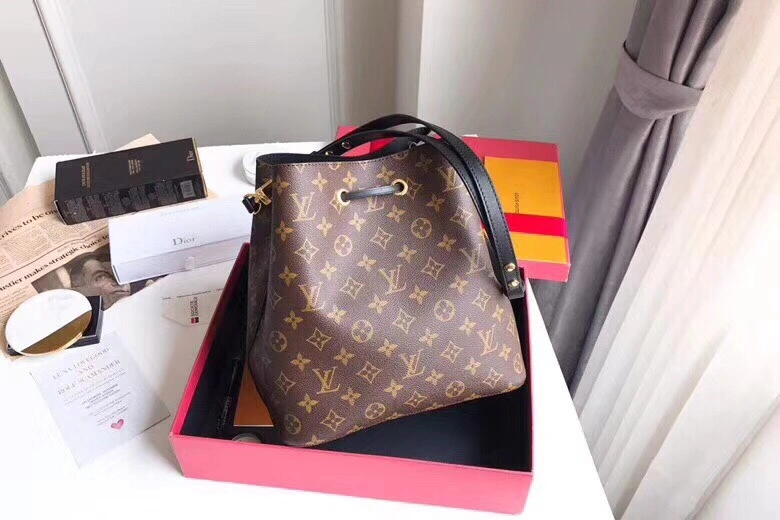 L*ouis V*uitton Bag Top Quality 26*22*27cm Casual 8722