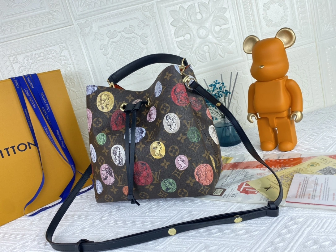 L*ouis V*uitton Bag Top Quality 26*22*27cm SportInspired 8357