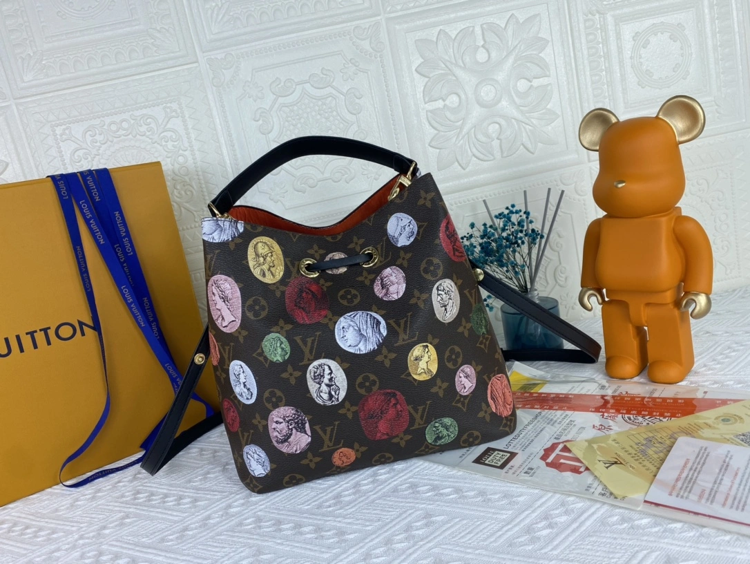 L*ouis V*uitton Bag Top Quality 26*22*27cm SportInspired 8357