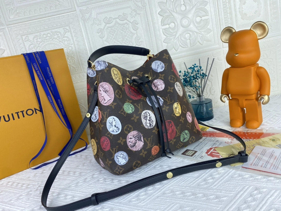 L*ouis V*uitton Bag Top Quality 26*22*27cm SportInspired 8357