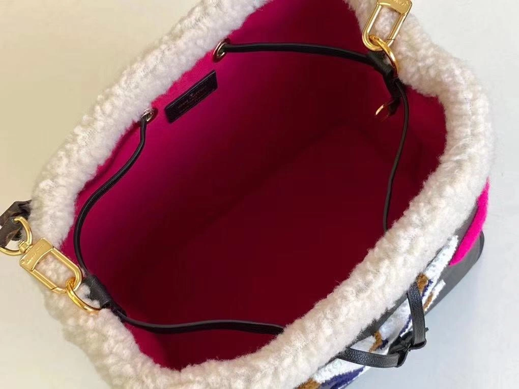MoistureWicking L*ouis V*uitton Bag Top Quality 26*26*17.5cm 8718