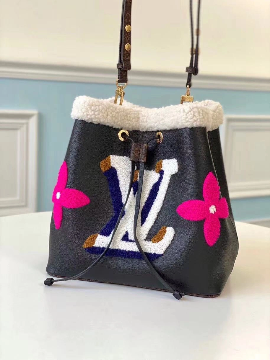 MoistureWicking L*ouis V*uitton Bag Top Quality 26*26*17.5cm 8718