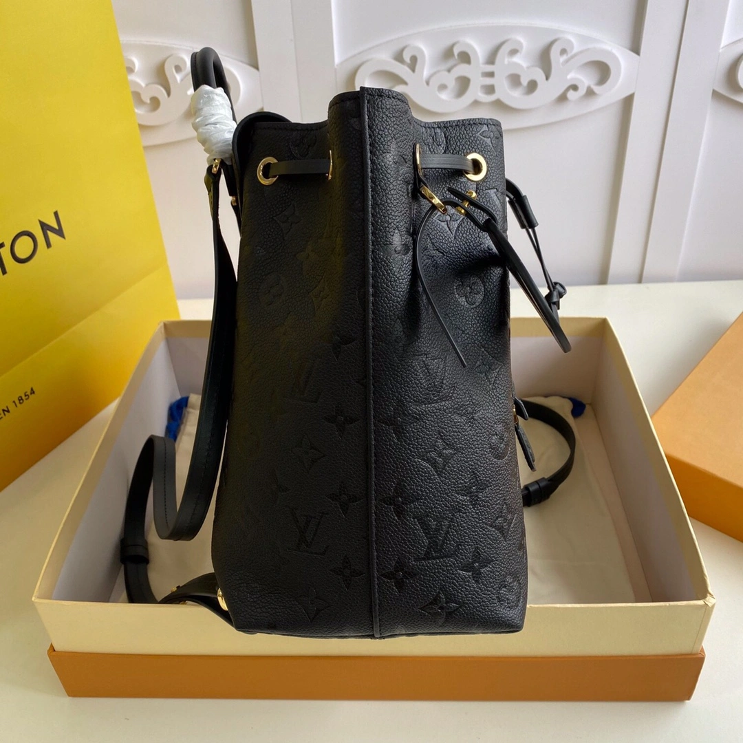 L*ouis V*uitton Bag Top Quality 27.5*33*14cm WaterResistant 8717