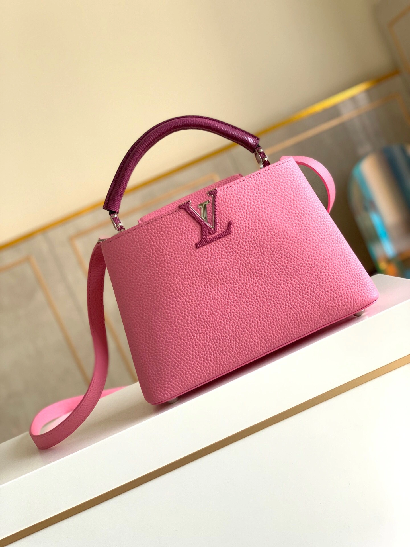 L*ouis V*uitton Bag Top Quality 27*18*9cm Effortless 8657
