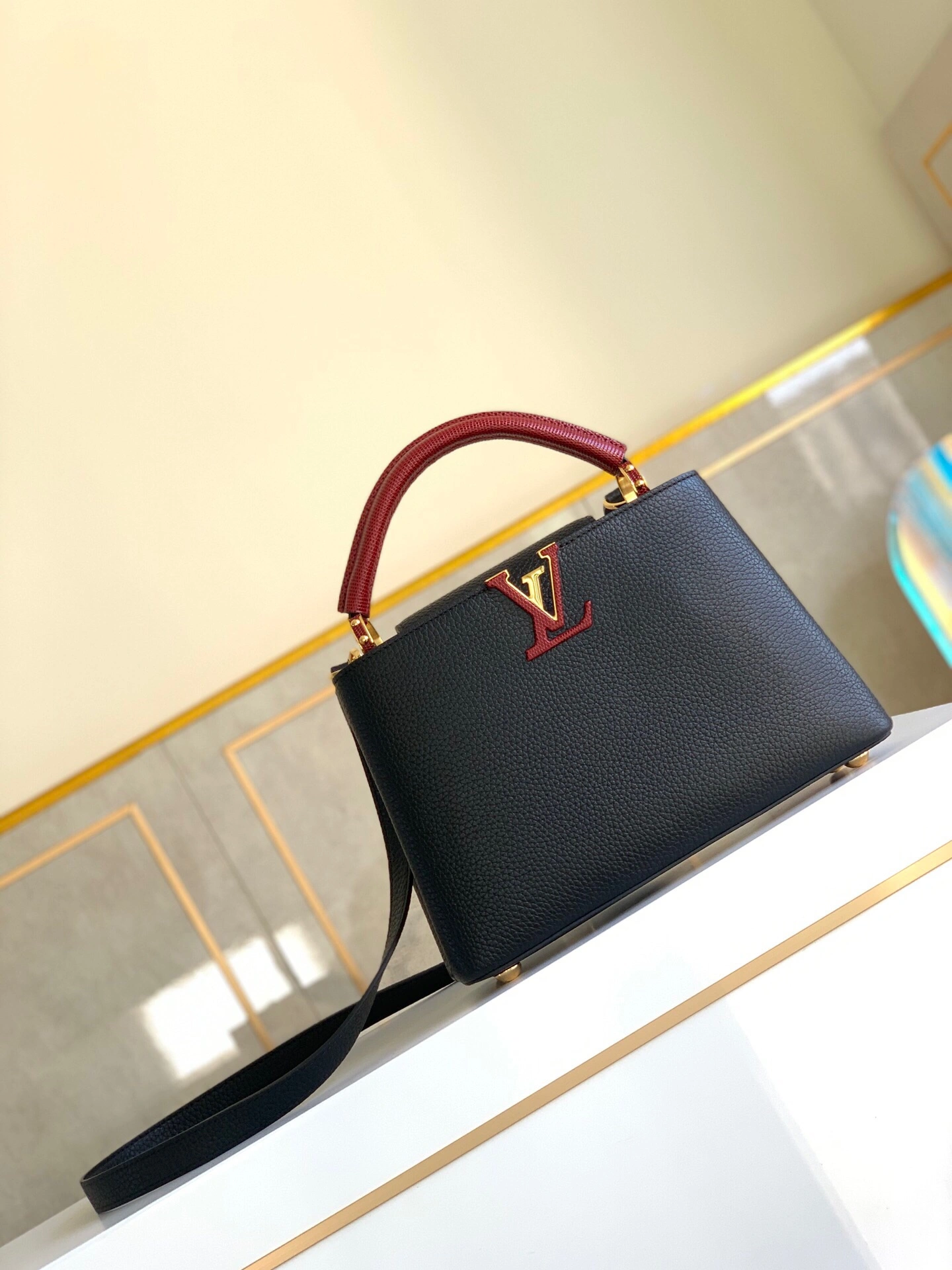 L*ouis V*uitton Bag Top Quality 27*18*9cm Effortless 8657