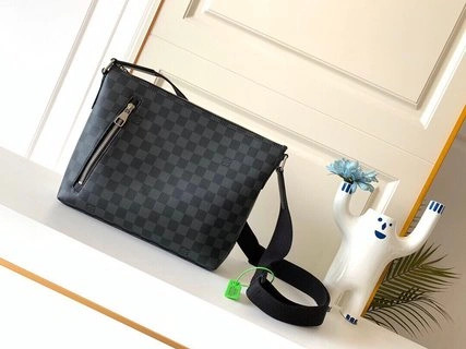 L*ouis V*uitton Bag Top Quality 28x25x6cm GoodFit 8784
