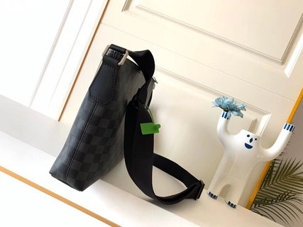 L*ouis V*uitton Bag Top Quality 28x25x6cm GoodFit 8784