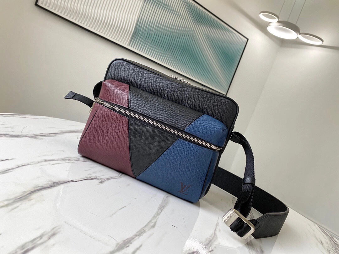 L*ouis V*uitton Bag Top Quality 29.5*20*10.5cm UrbanStyle 8731
