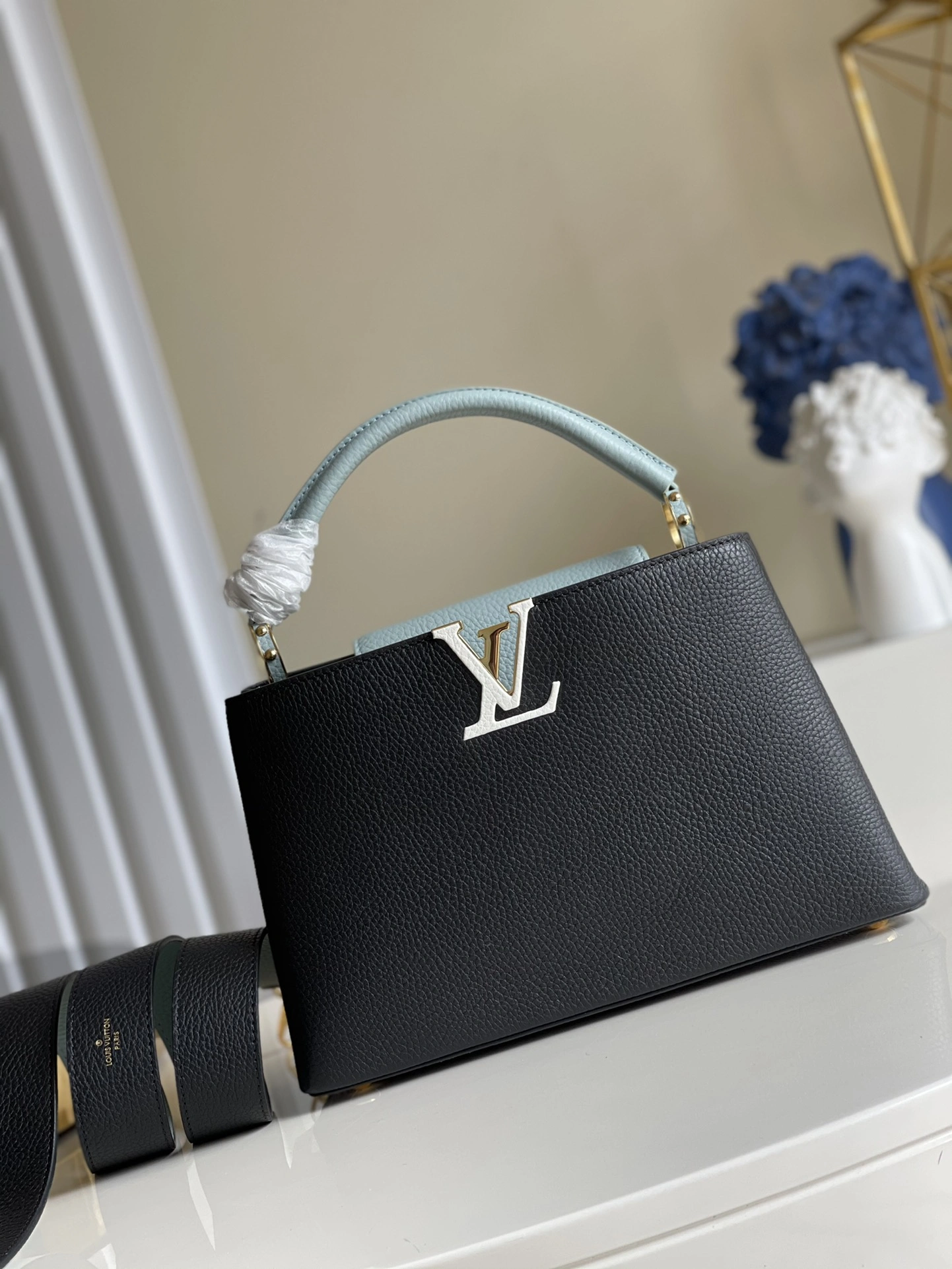 L*ouis V*uitton Bag Top Quality 31.5*20*11cm Lightweight 8631