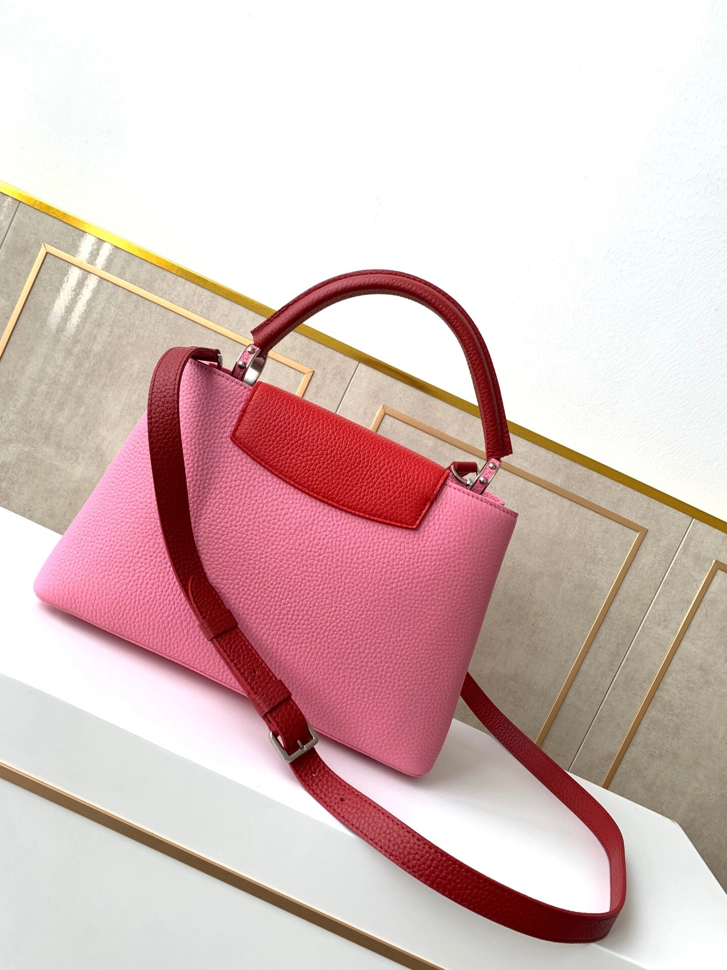 L*ouis V*uitton Bag Top Quality 31.5*20*11cm Chic 8373