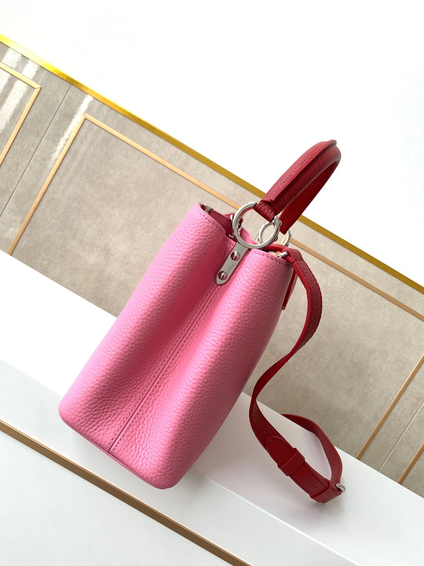 L*ouis V*uitton Bag Top Quality 31.5*20*11cm Chic 8373