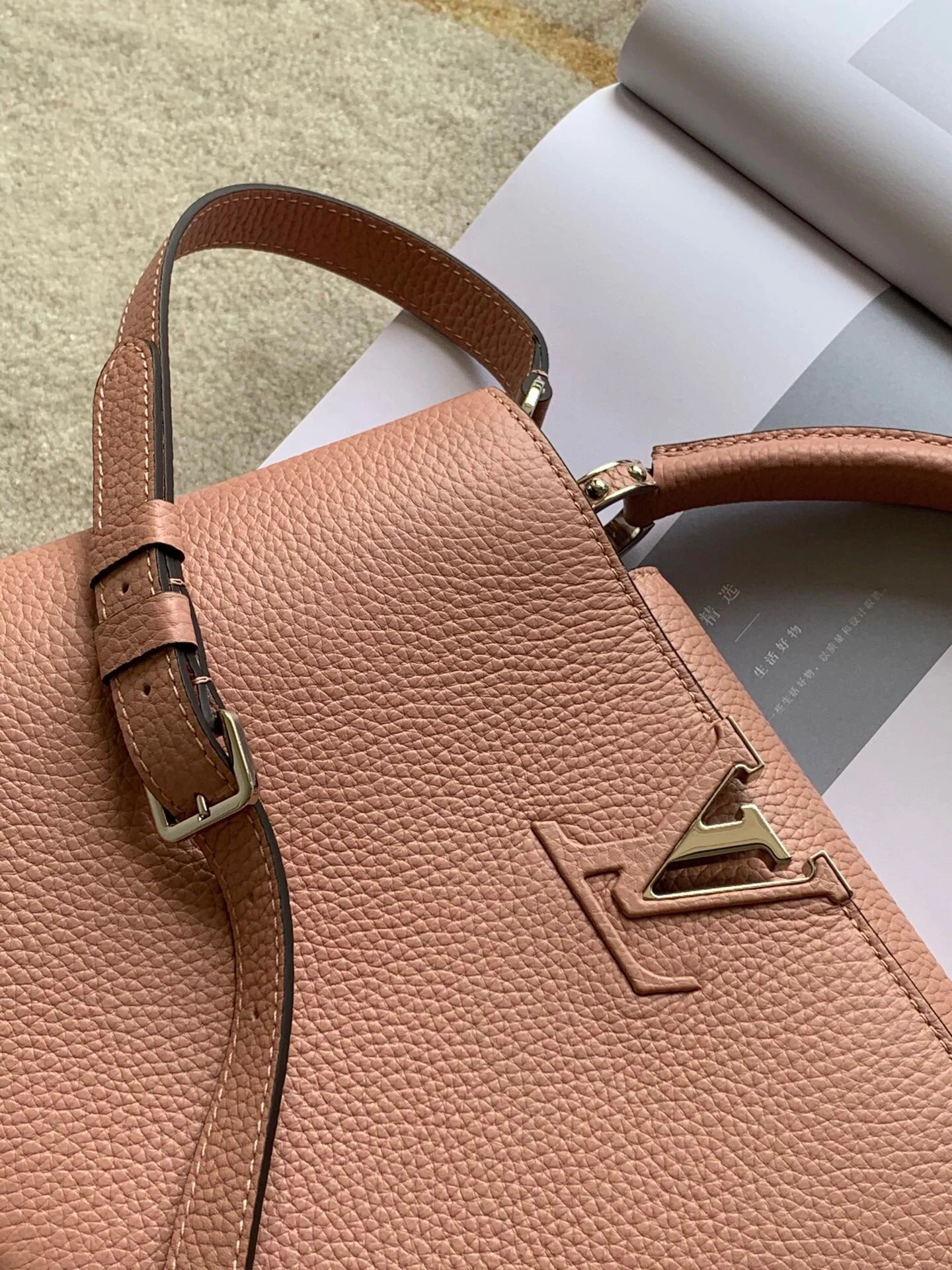 L*ouis V*uitton Bag Top Quality 31.5*20*11cm WellDesigned 8384