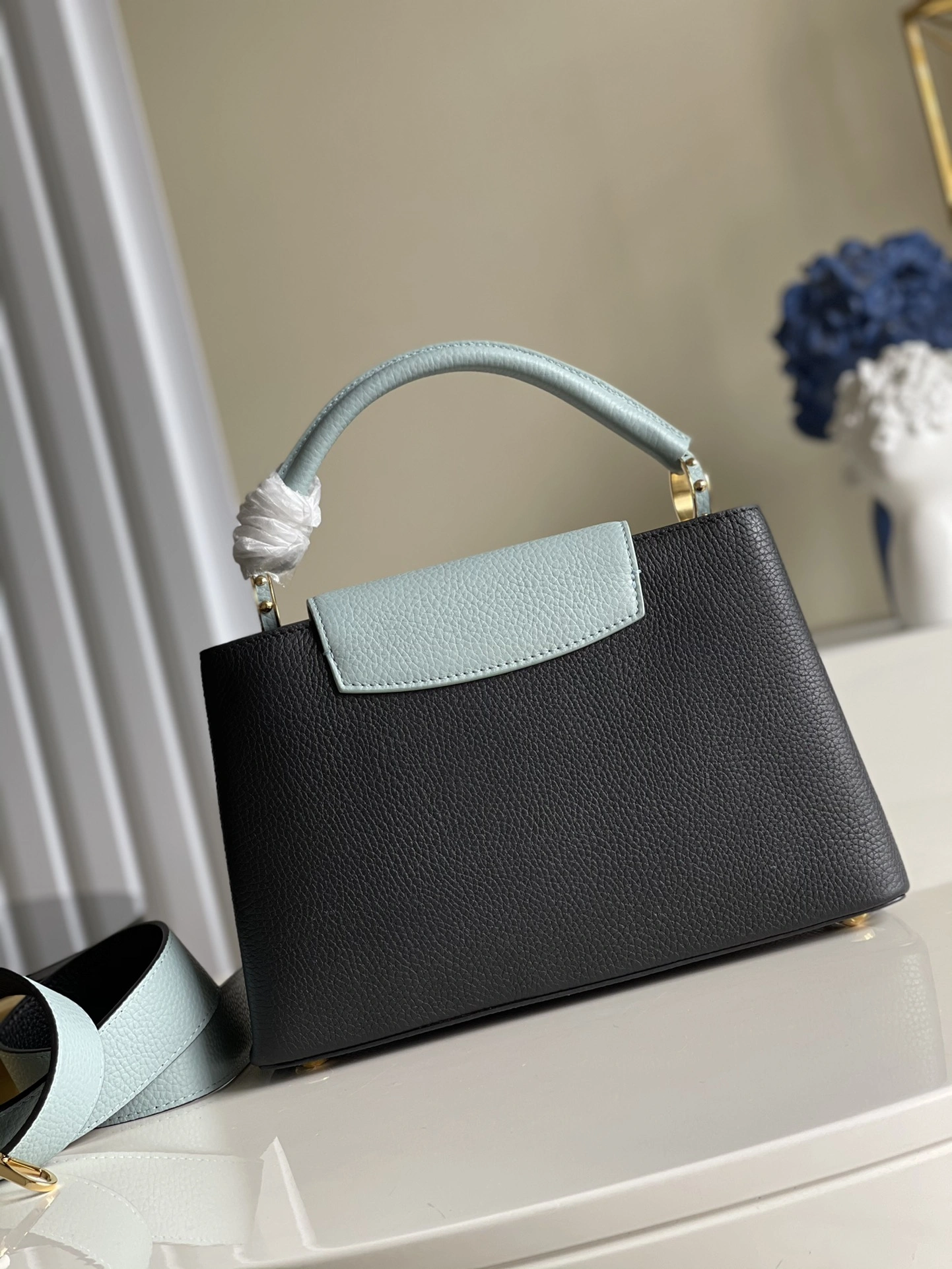 L*ouis V*uitton Bag Top Quality 31.5*20*11cm Lightweight 8631