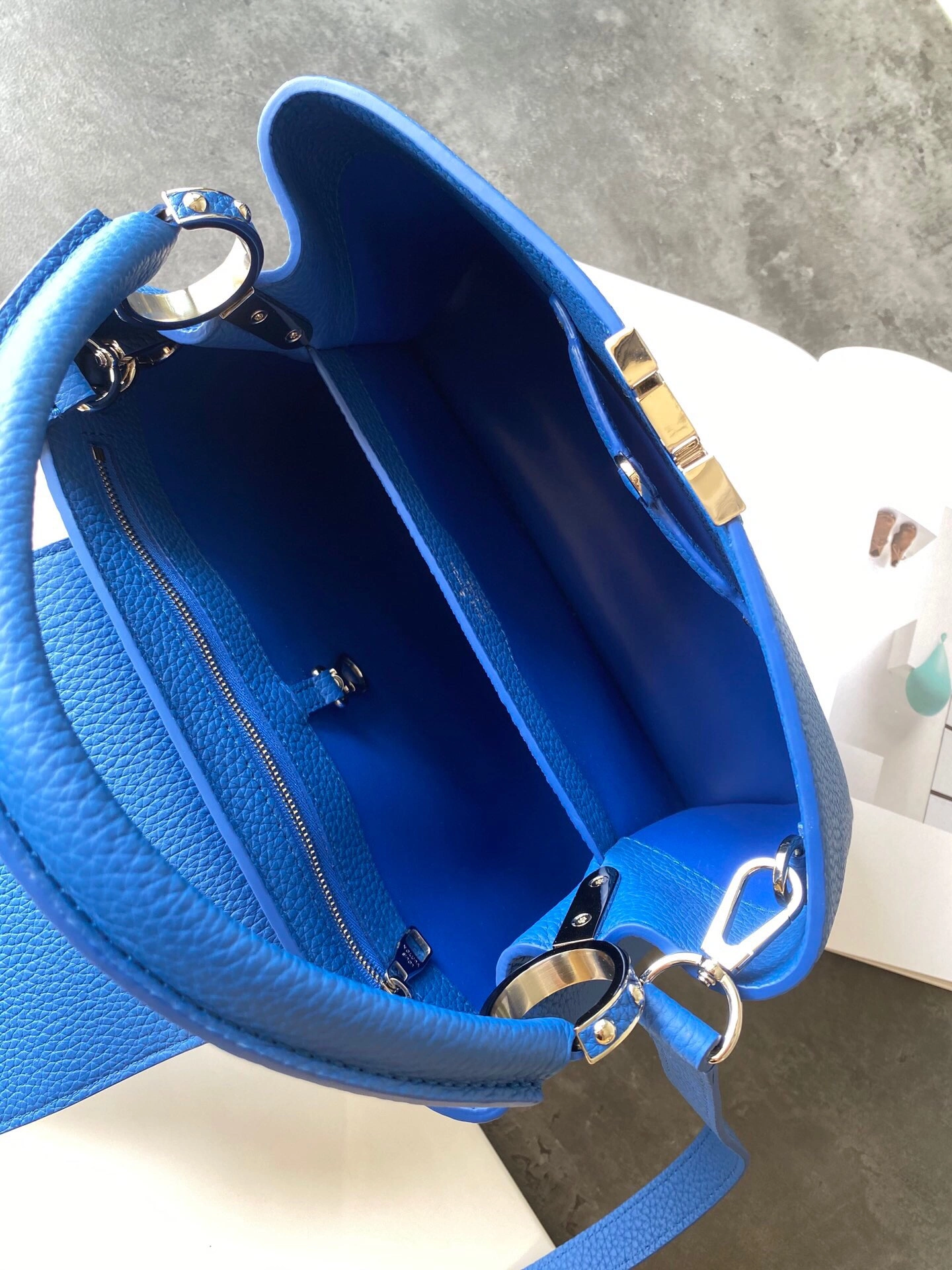 Sophisticated L*ouis V*uitton Bag Top Quality 31.5*20*11cm 8383
