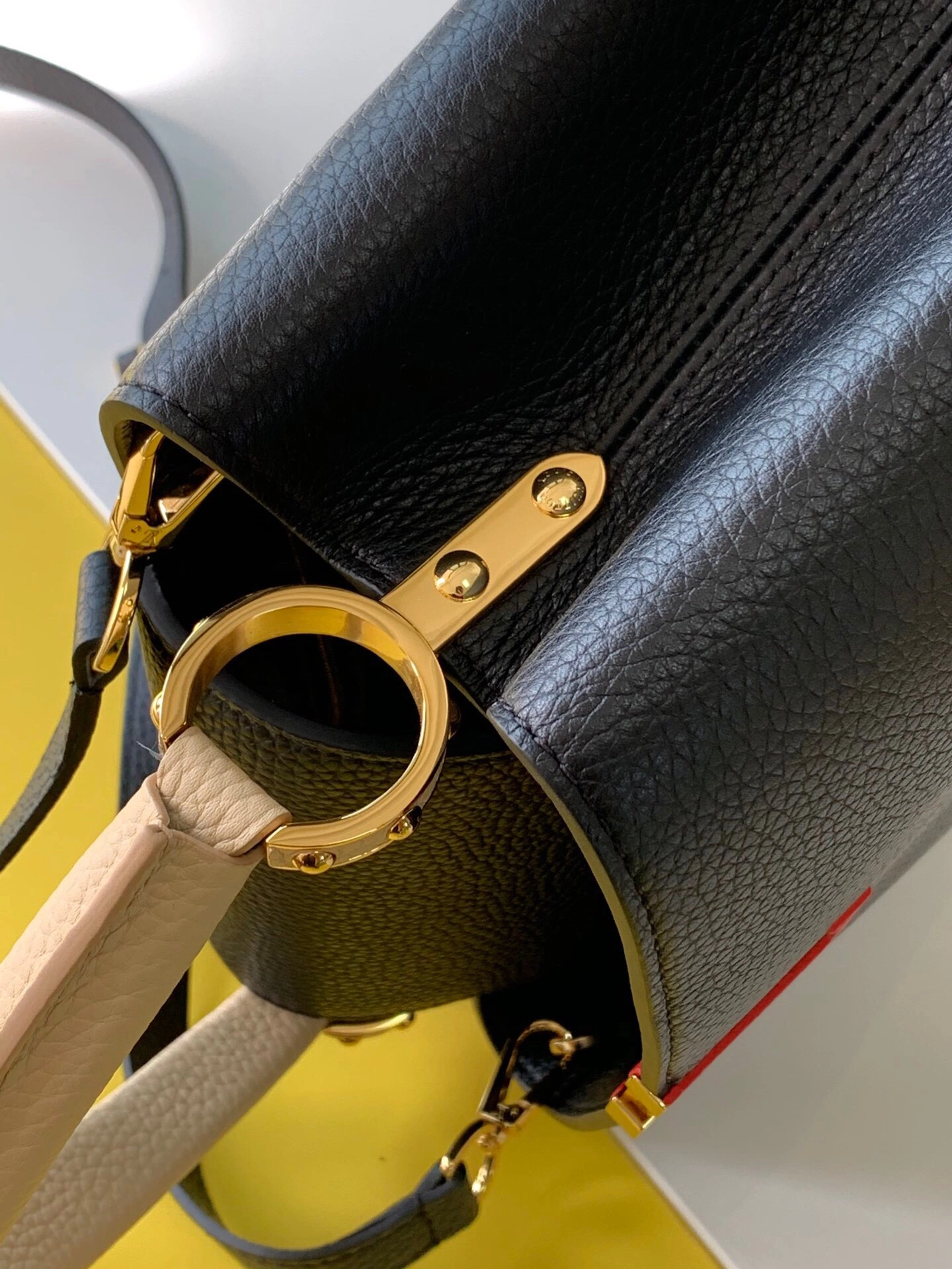 Affordable L*ouis V*uitton Bag Top Quality 31.5*20*11cm 8369