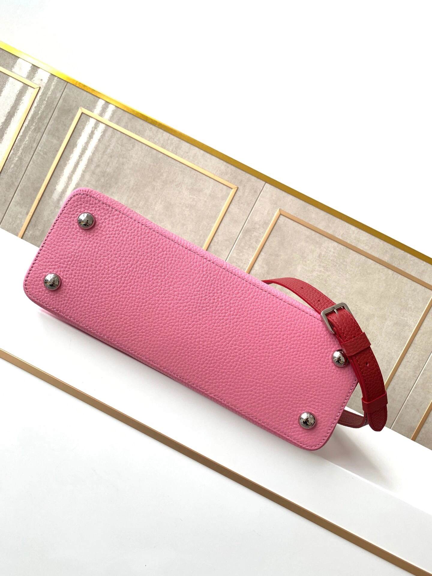 L*ouis V*uitton Bag Top Quality 31.5*20*11cm Chic 8373