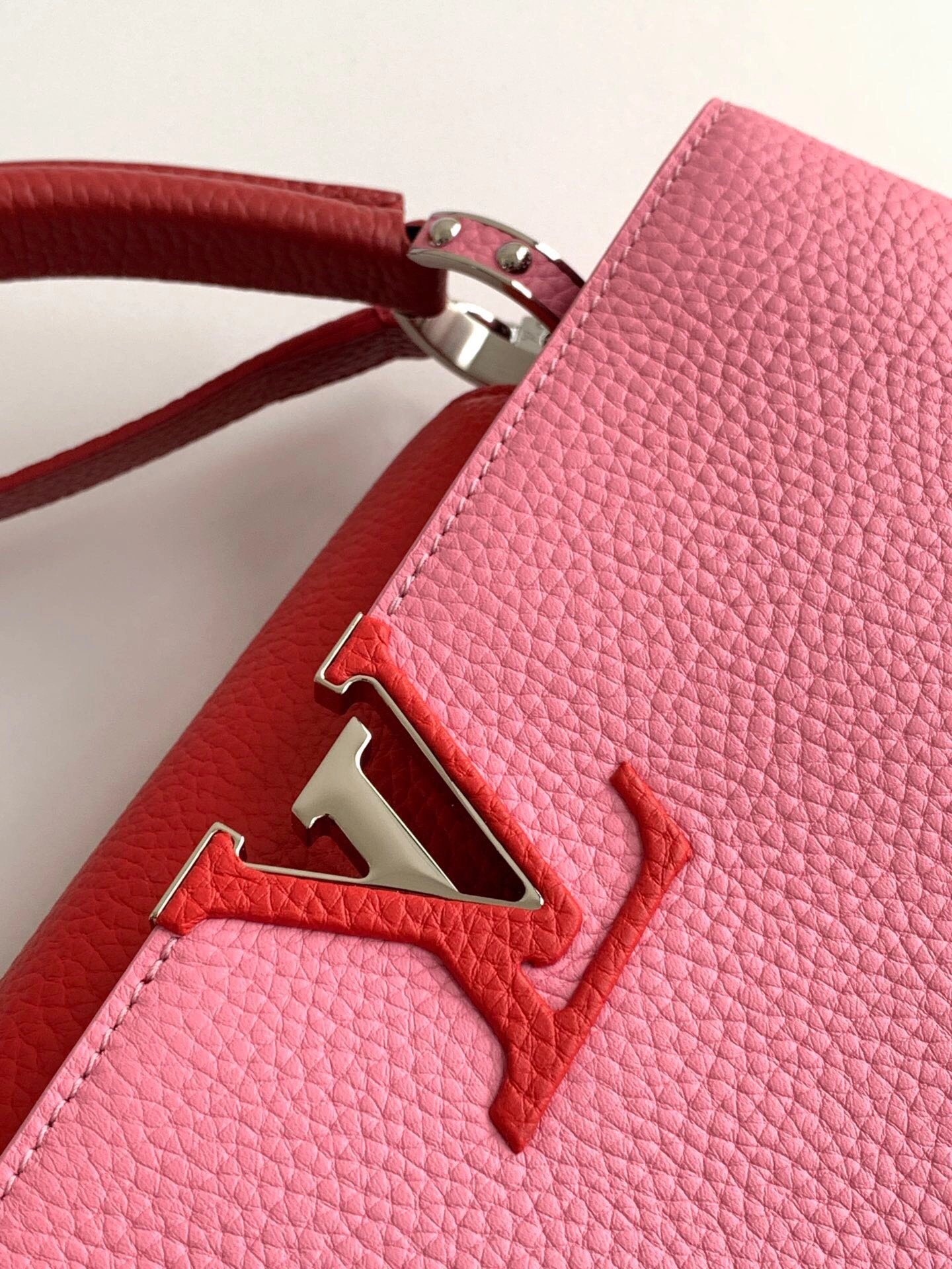 L*ouis V*uitton Bag Top Quality 31.5*20*11cm Chic 8373