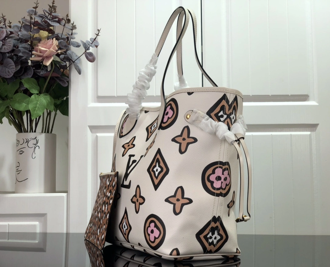 FreshLook L*ouis V*uitton Bag Top Quality 31*28*14cm 8358