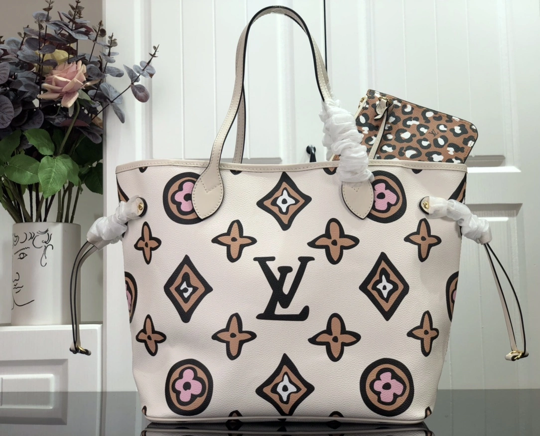 FreshLook L*ouis V*uitton Bag Top Quality 31*28*14cm 8358