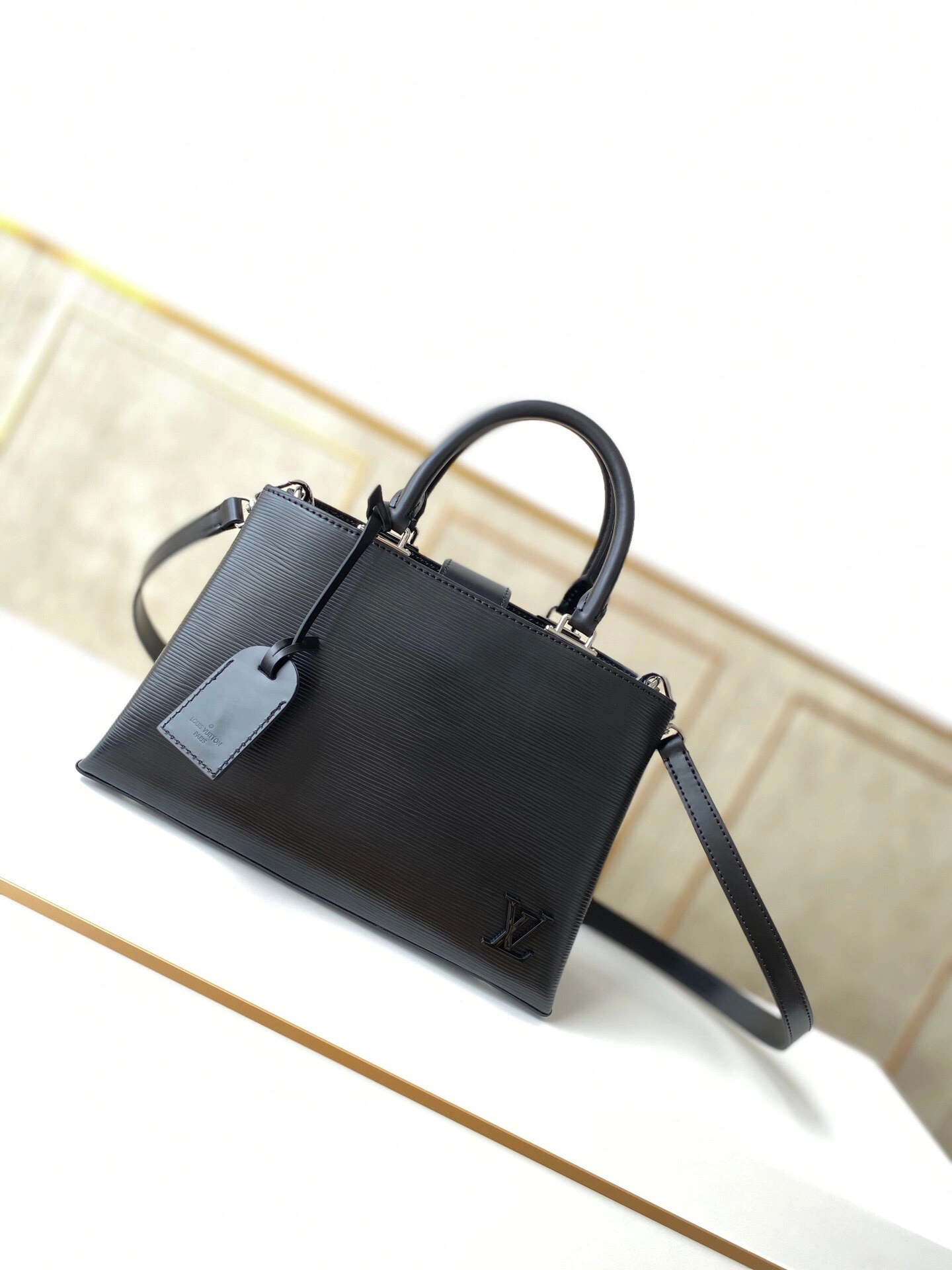 L*ouis V*uitton Bag Top Quality 31x20x11CM Soft 8659