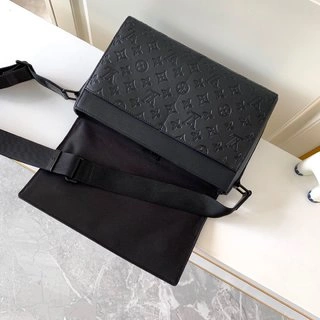 Comfortable L*ouis V*uitton Bag Top Quality 32*21*11cm 8766