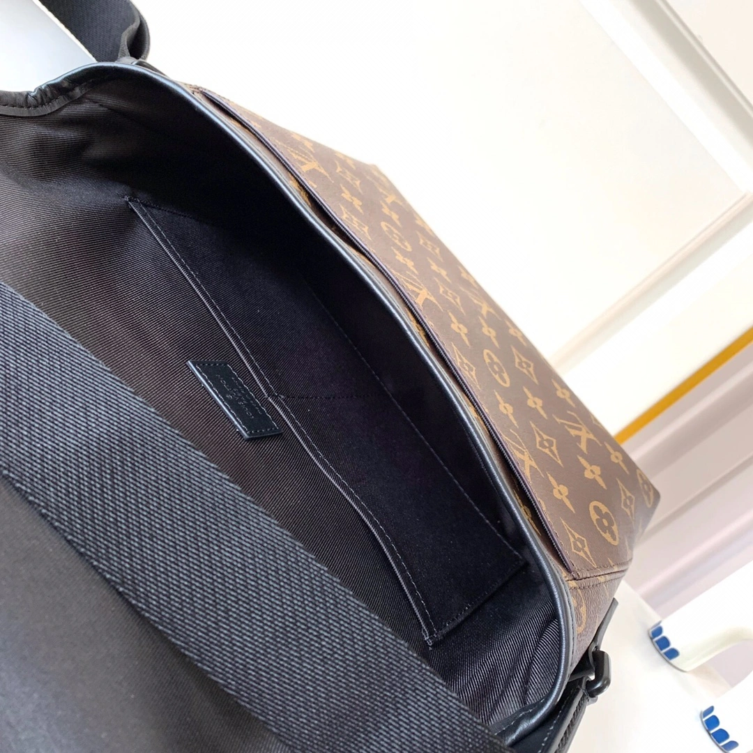 L*ouis V*uitton Bag Top Quality 32*22*8cm Supportive 8726