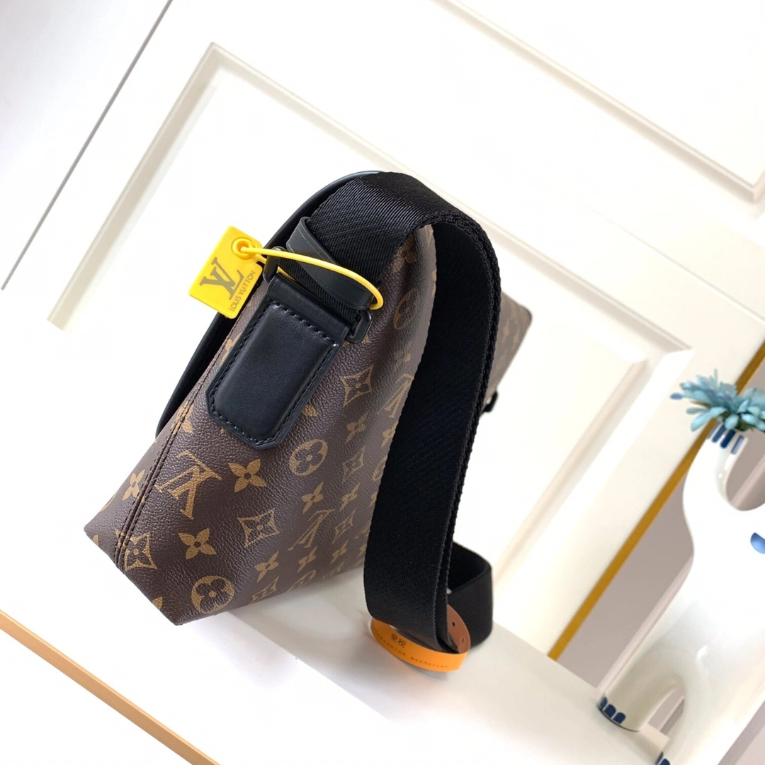 L*ouis V*uitton Bag Top Quality 32*22*8cm Supportive 8726