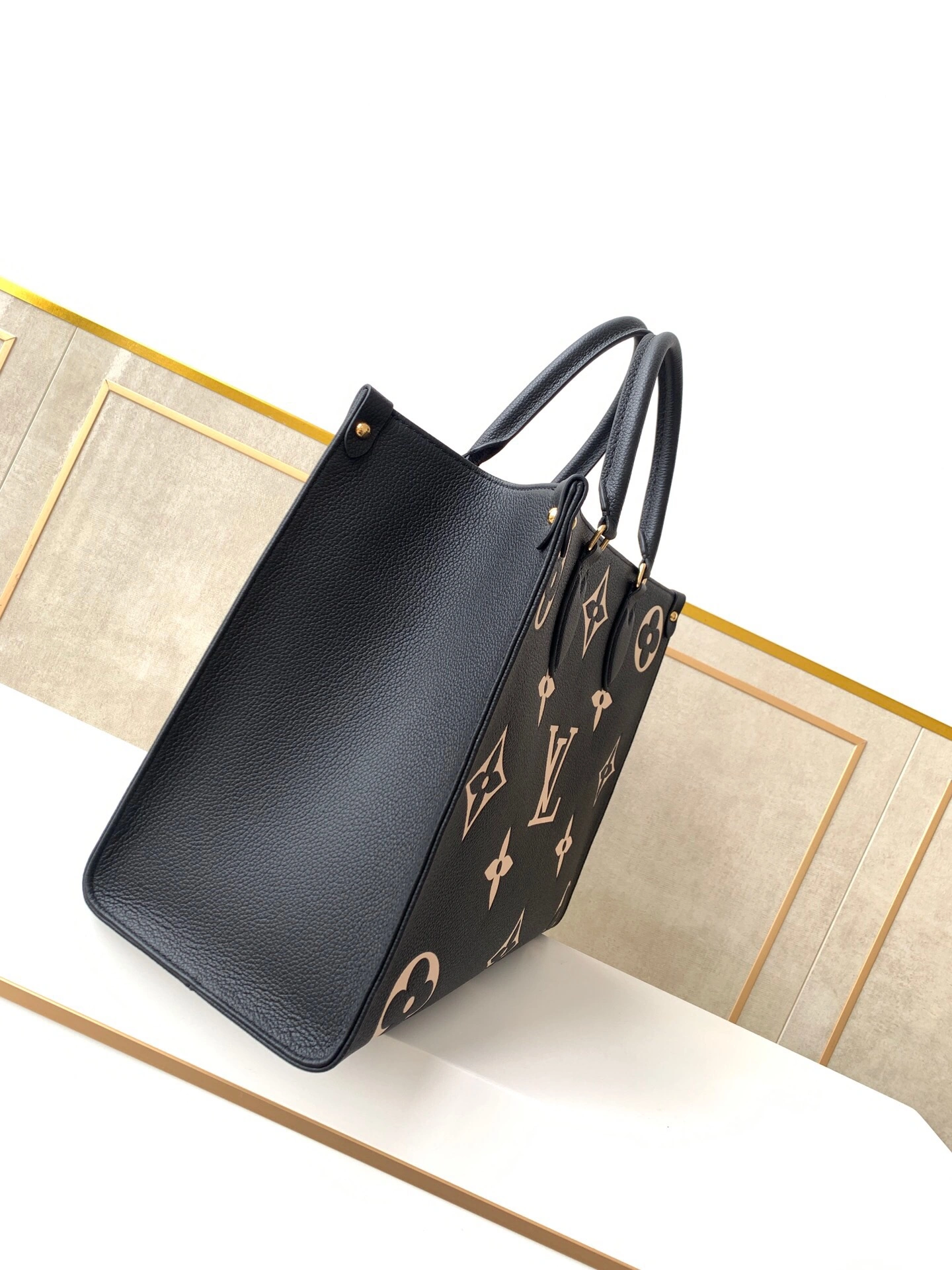 Functional L*ouis V*uitton Bag Top Quality 34*26*13cm 8690