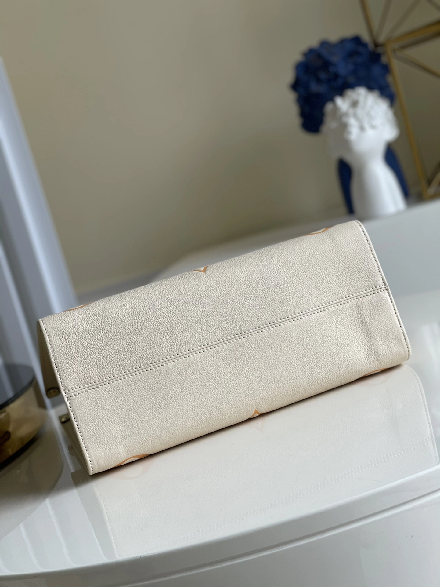 Refined L*ouis V*uitton Bag Top Quality 35*27*14cm 8627